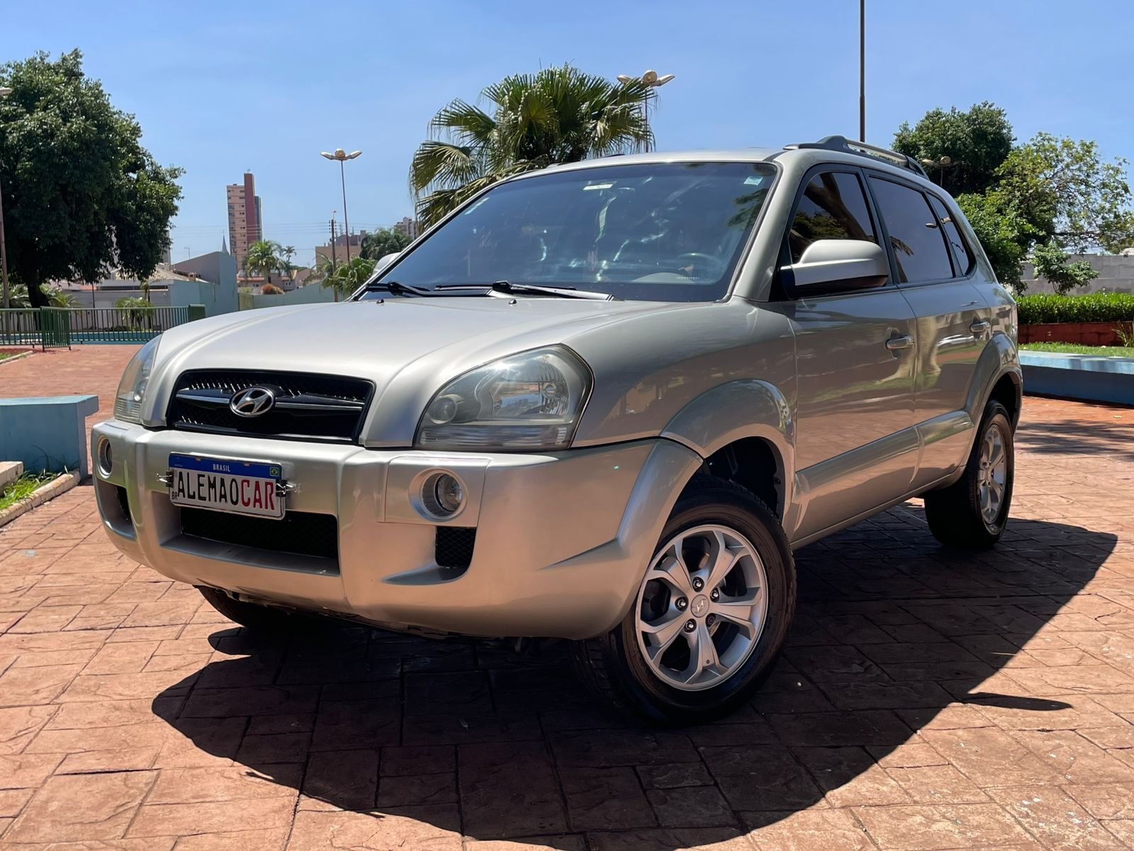 WhatsApp Image 2025-12-04 at 09.50.35